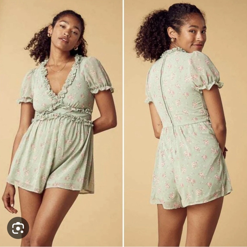 ALTARD STATE Floral Romper - Light Sage Green, Pink Flowers - Size Small